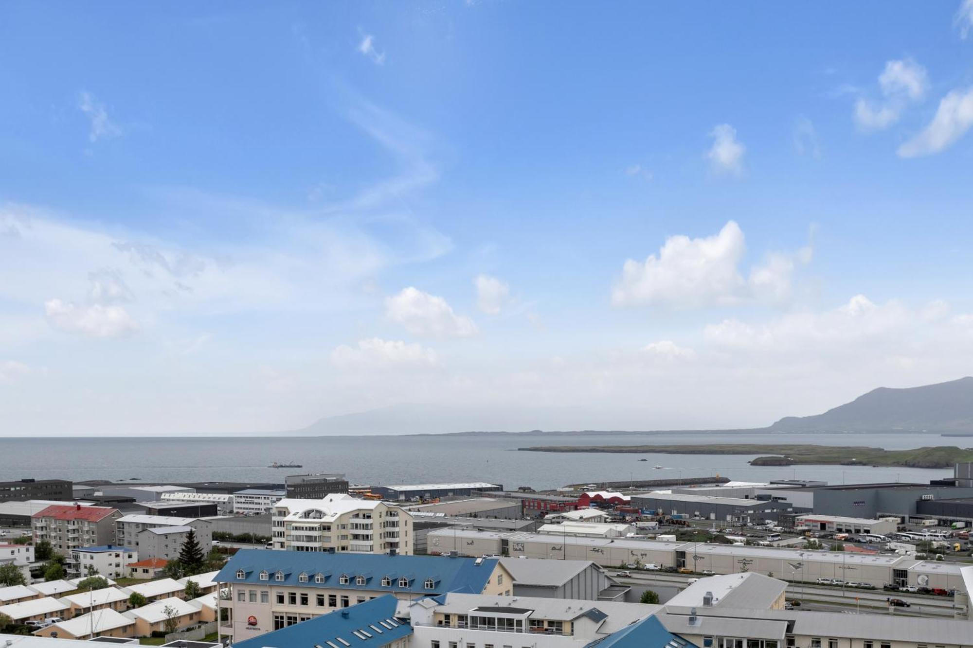 Lovely 1 Bedroom Apartment - Perfect Panorama View Reykjavik Bagian luar foto